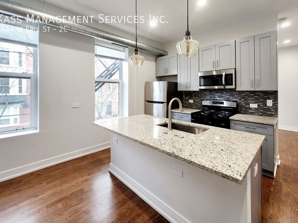 1444 W Erie St APT 2C