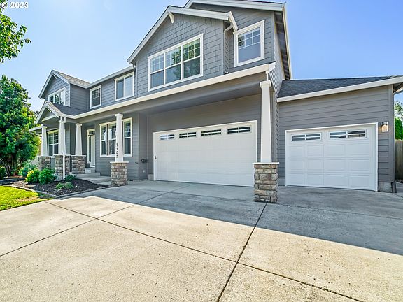 2nd image of 9907 NE 102nd St
