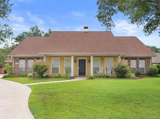 4105 Beau Chene Dr, Lake Charles, LA 70605