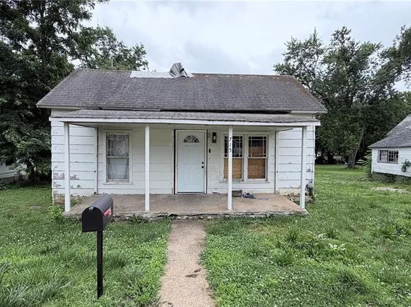 713 & 715 N Mine La Motte St, Fredericktown, MO 63645