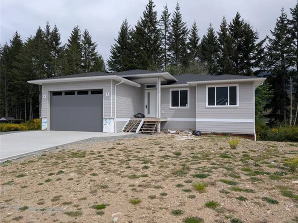149 Edgewood Dr, Lake Cowichan, BC V0R 2G0