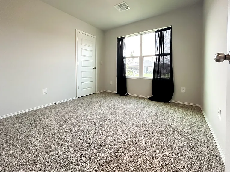 6217 Bradford Pear Ln — Photo 7