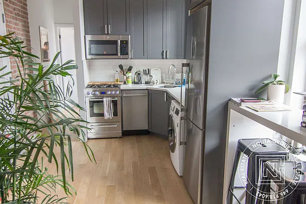 Rented by Nolita Group | media 9