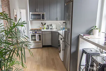 Rented by Nolita Group