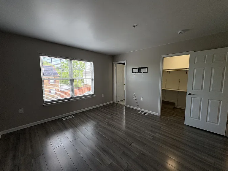 4005 Blakney Ln SE — Photo 15