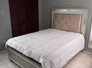 10901 SW 10th St, Pembroke Pines, FL 33025