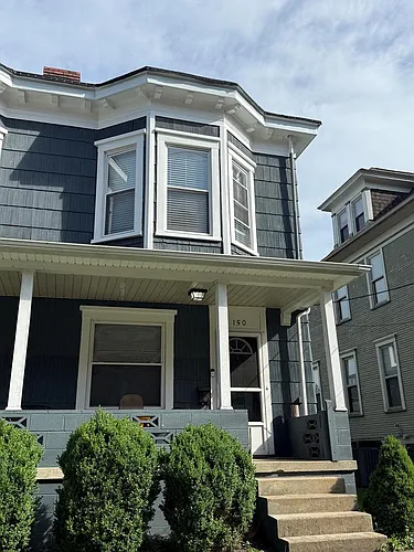 150 1/2 Edgington Ln Photo 1