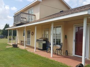 2318 E 2070 Rd, Hugo, OK 74743