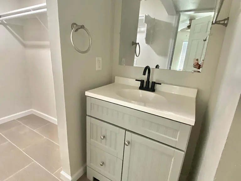 5621 Alton Ave — Photo 7