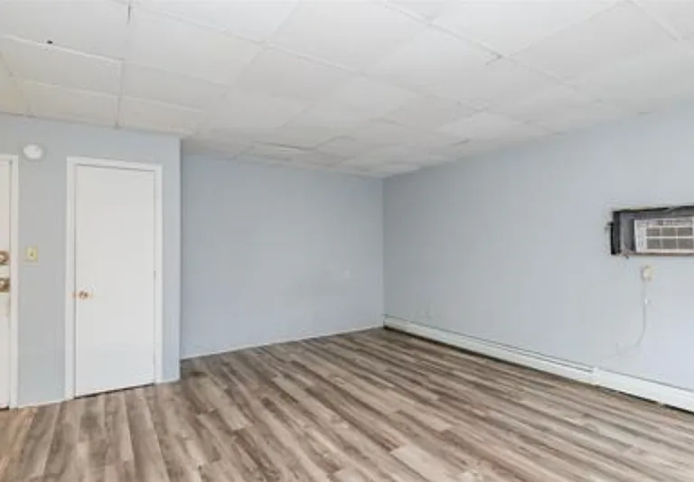 200 Central Avenue 333 Superior — Photo 4