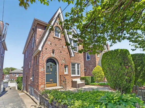 84 Halstead Avenue, Yonkers, NY 10704
