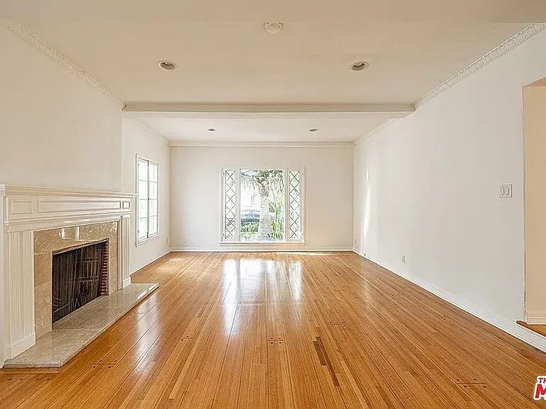 202 1/2 S Arnaz Dr #1/2 — Photo 4