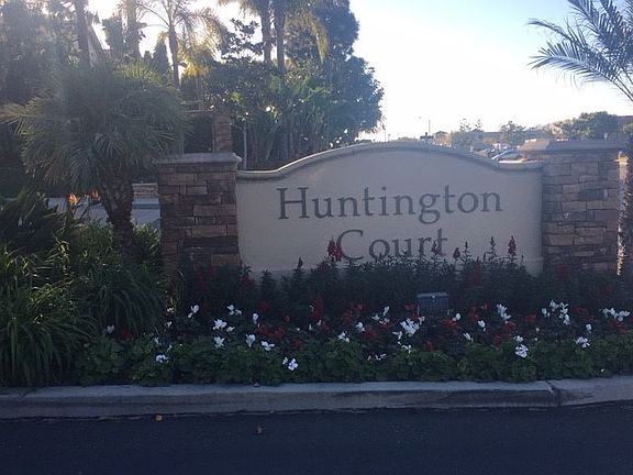 Huntington Court