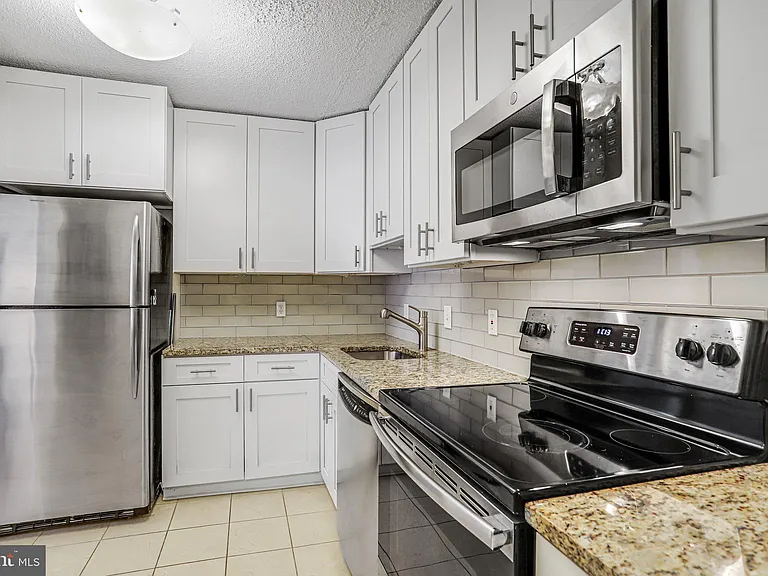 2141 P St NW #809 — Photo 11