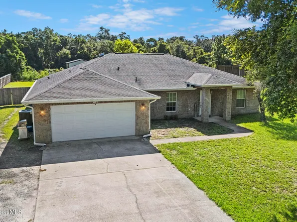 5735 Palm St, Mims, FL 32754