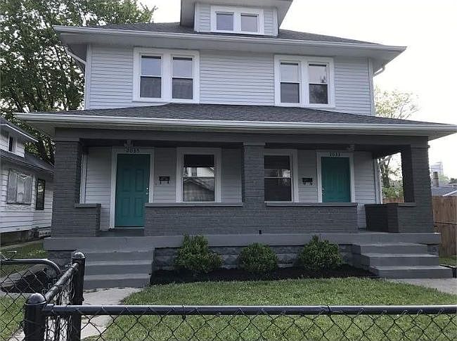 1st image of 2033/2035 Dexter St