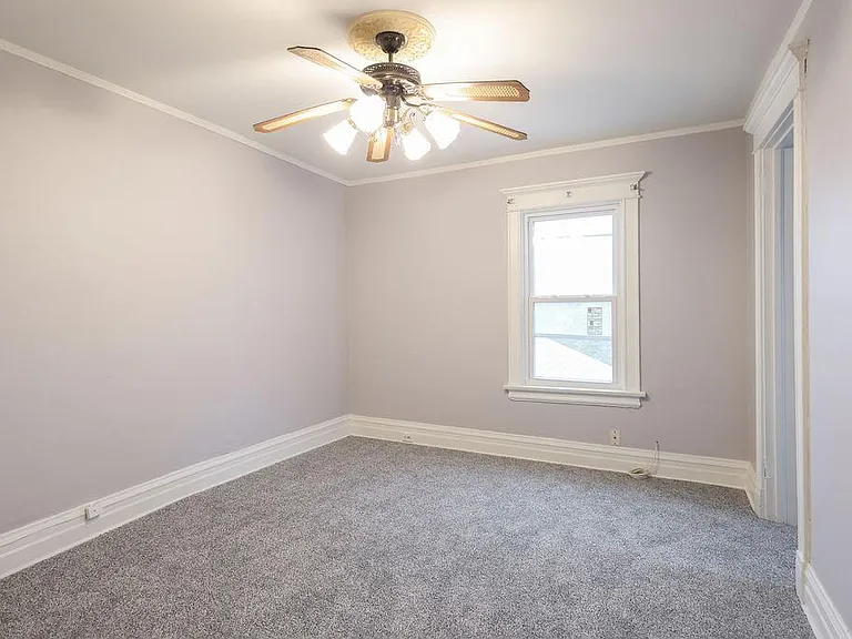 226 Bluff St #1/2 — Photo 13