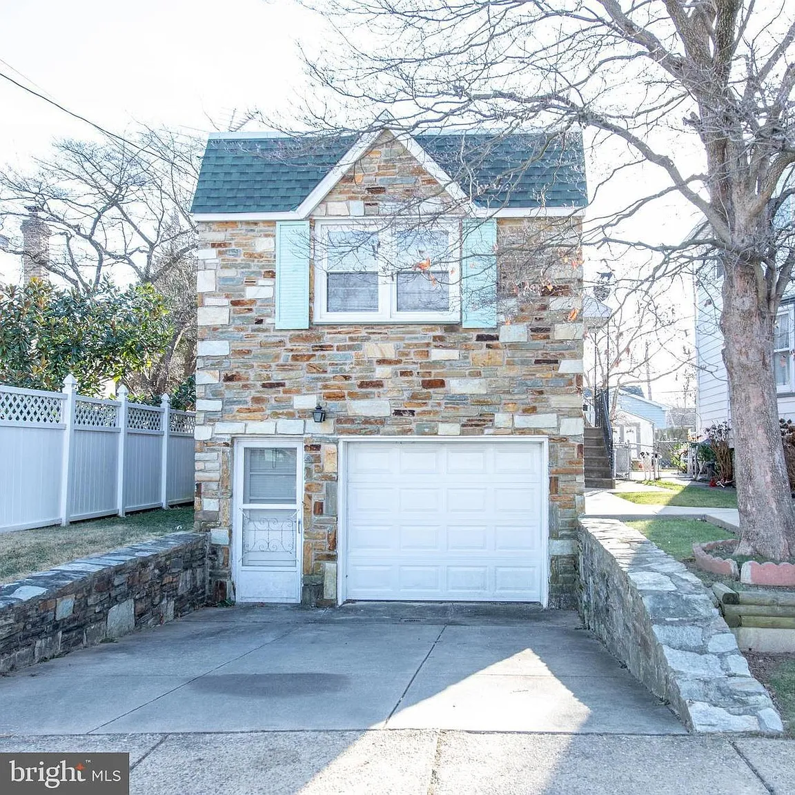 7423 Montour St photo 1