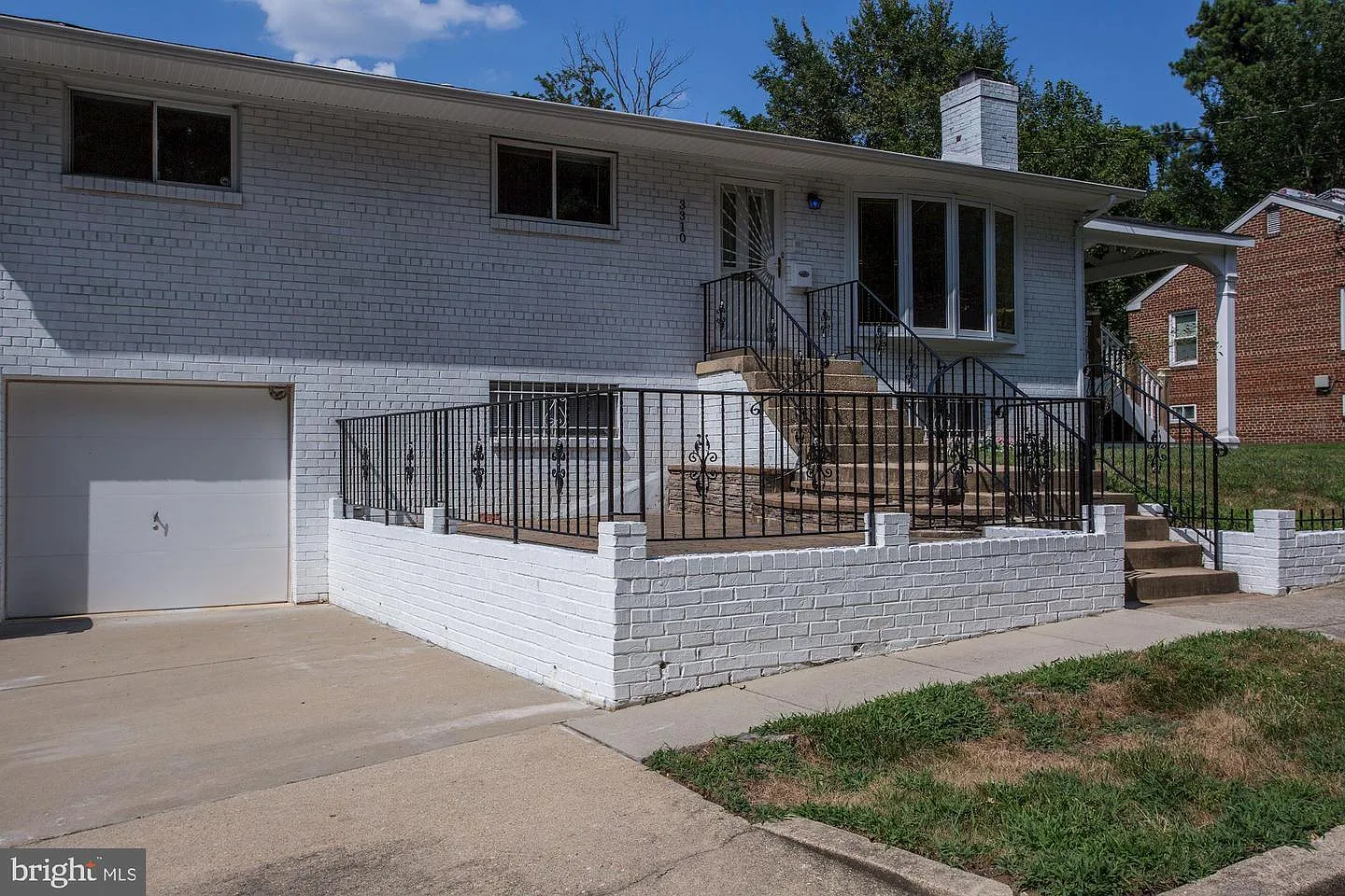 3310 N St SE photo 1