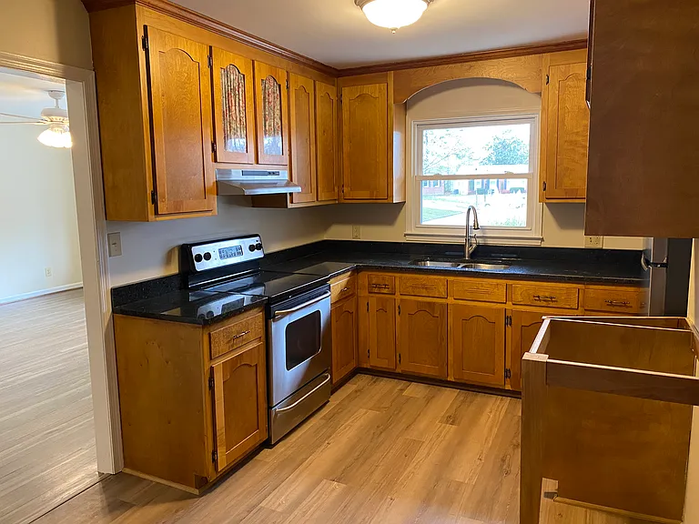 218 Mona Dr — Photo 14