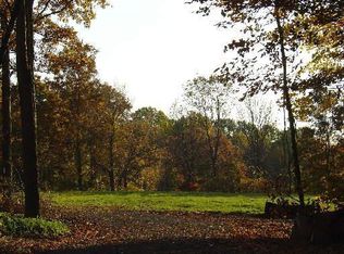 161 Falls Rd, Bethany, CT 06524