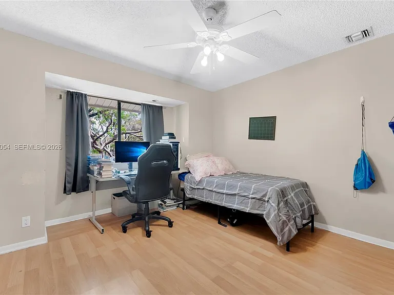 3541 NW 99th Ter #6A — Photo 11