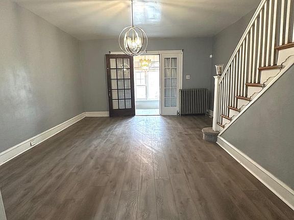 2nd image of 5332 Master St