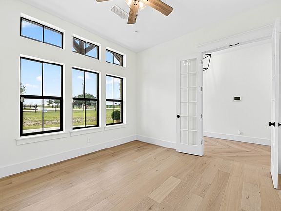 5th image of 10373 Bobbie Ln