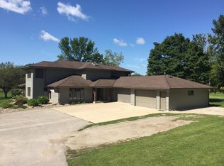 20688 Poplar Ave, Mason City, IA 50401