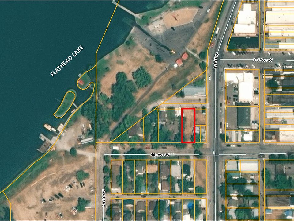 1st image of 104 4th Ave W