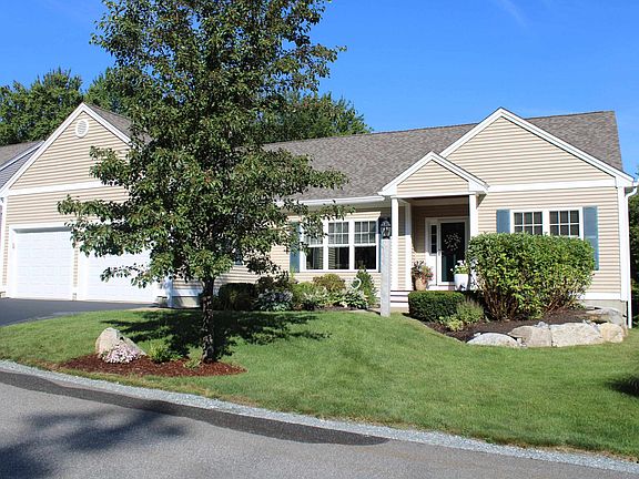 3rd image of 28 Reserve Way #37