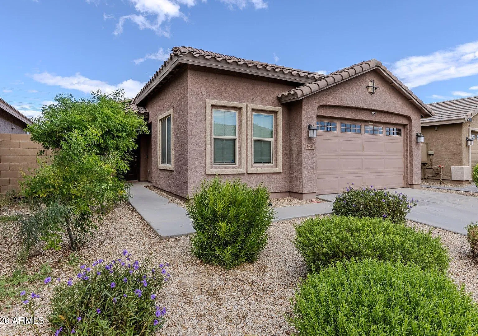4 bed, 2.0 bath, 1794 sqft, $2,499 — Photo 4