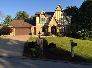 305 Marigold Dr, Greensburg, PA 15601