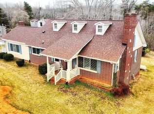 1969 Camp Springs Rd, Reidsville, NC 27320