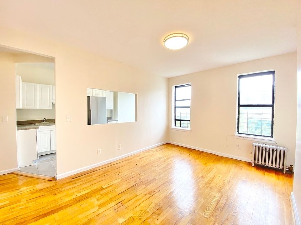 1st image of 210 W 133rd St #C