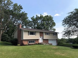 772 Eagledale Cir, Dayton, OH 45429