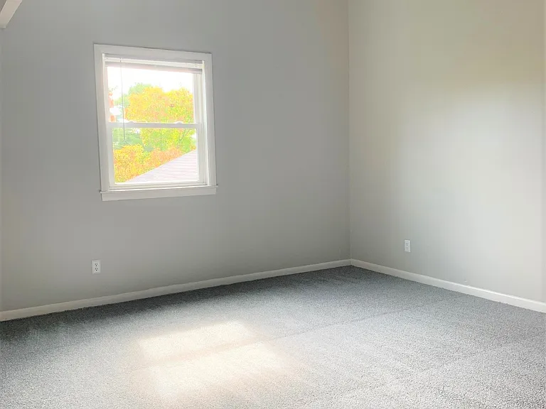Yarmouth Pointe Apartment Homes — Photo 70