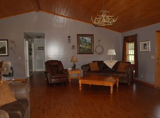 1035 Luster Harris Rd, Ashland City, TN 37015