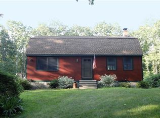 100 Quaker Ln, Scituate, RI 02857