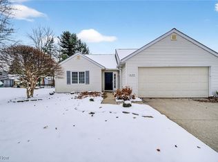16375 Commons Oval, Strongsville, OH 44136