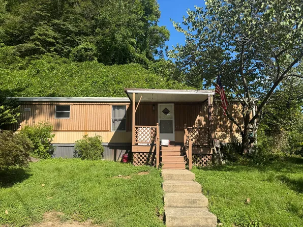 365 Quicksand Rd, Jackson, KY 41339