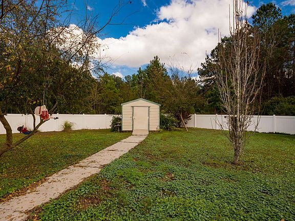5th image of 1093 SW Jaguar Dr