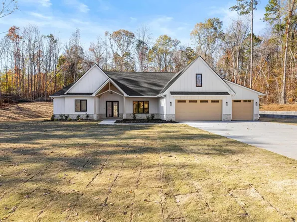 125 E Peninsula Dr, Laurens, SC 29360