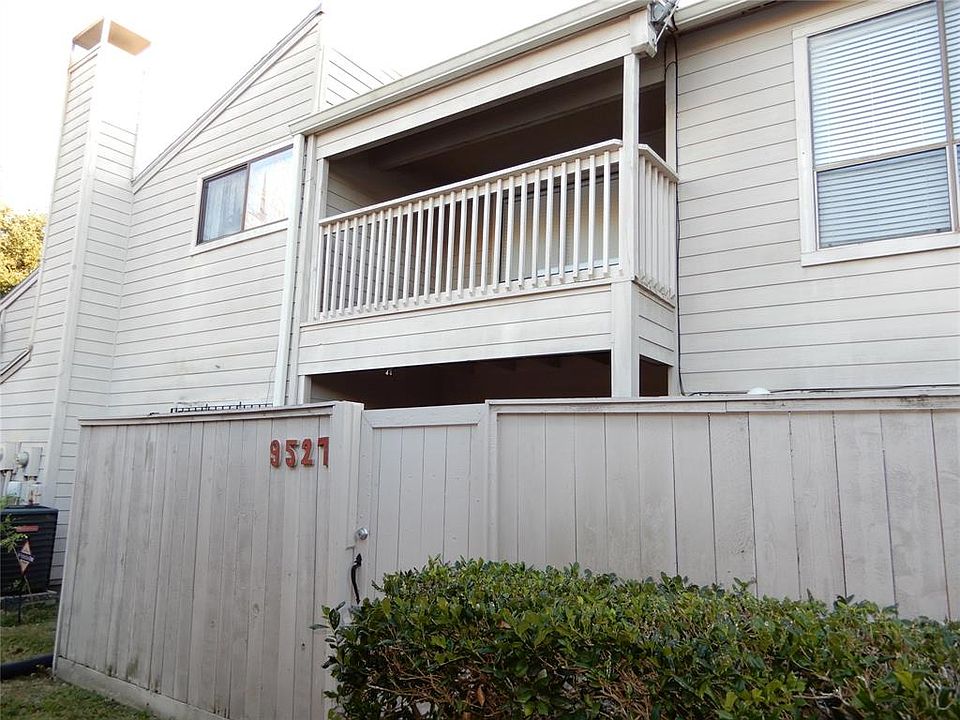 1st image of 9527 Pagewood Ln #9527