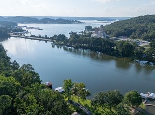 4125 Hideaway Ln, Guntersville, AL 35976