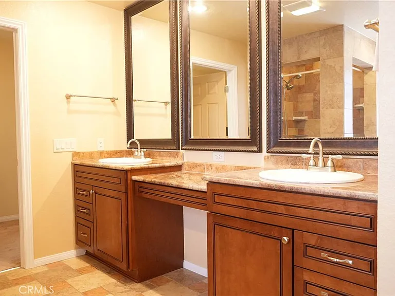 14105 Camino Del Oro — Photo 10