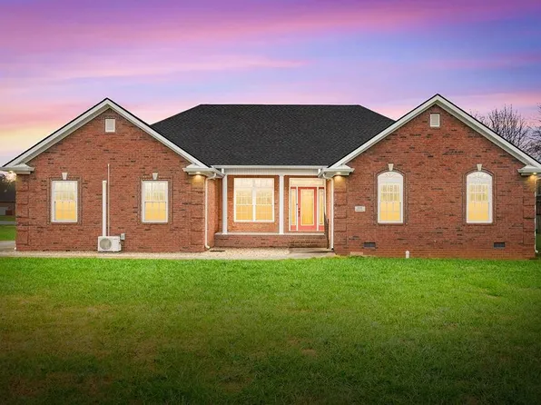 1220 Emerson Cir, Hopkinsville, KY 42240