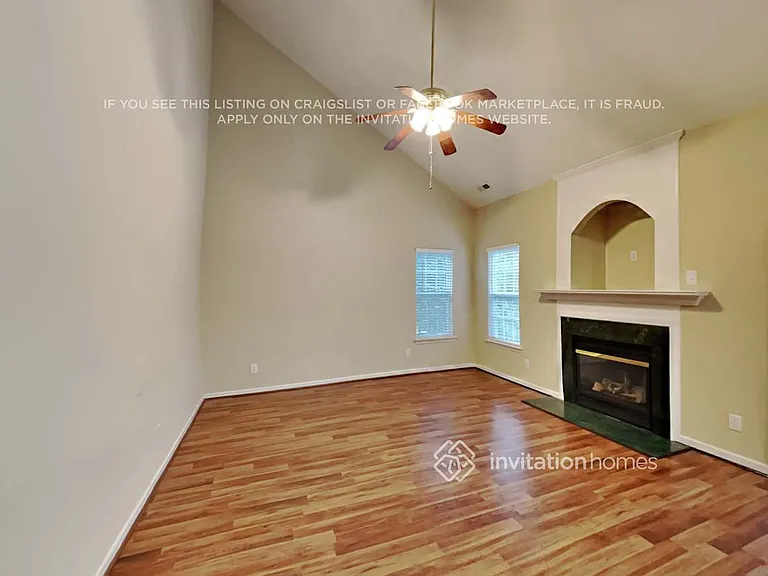 106 Sandreed Dr — Photo 4