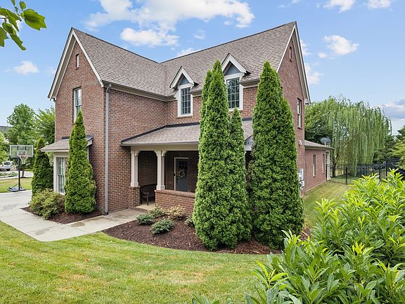 3rd image of 367 Finnhorse Ln