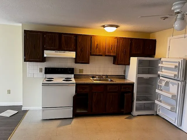40 Dinan Drive Apartments — Photo 4
